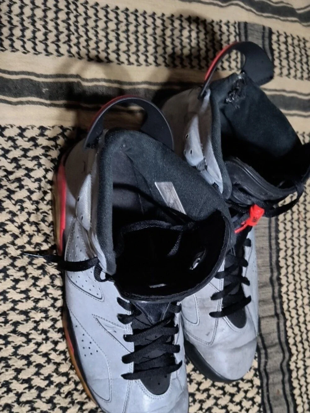 Jordan Grey and Black Sneakers C-14072-001